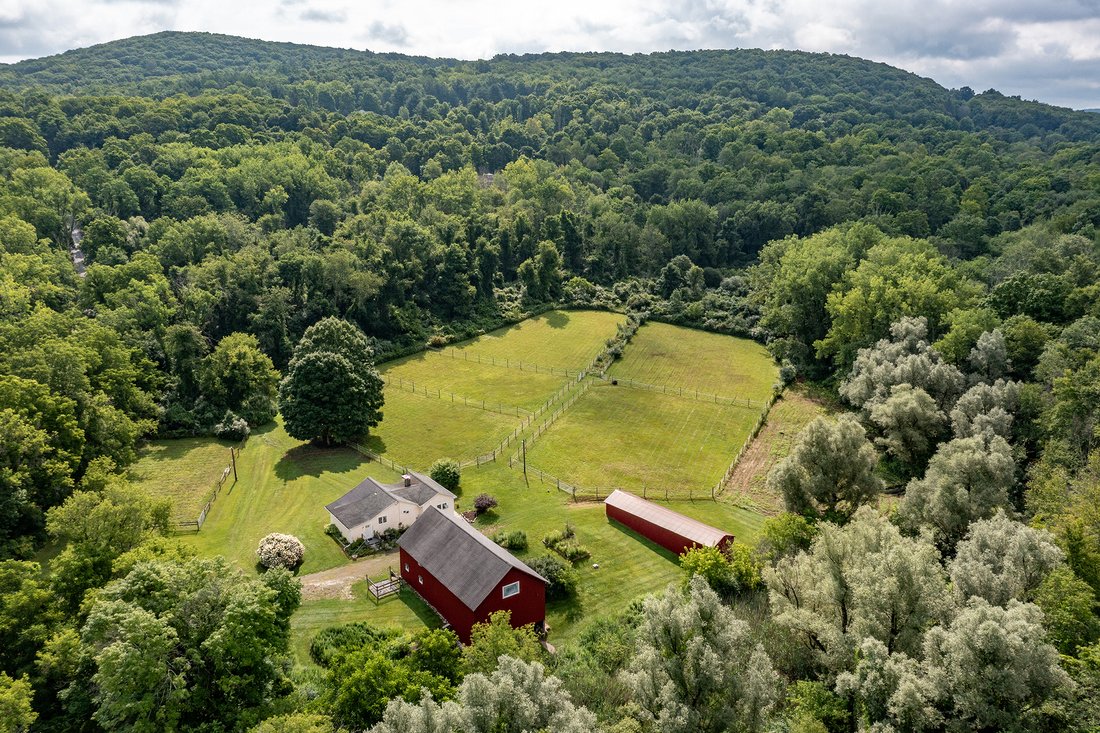 House in New Milford, Connecticut, United States 2 - 18525628