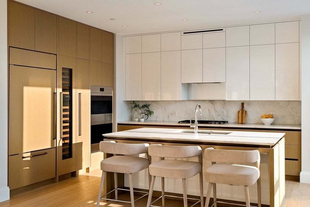Condo in Boston, Massachusetts, United States 4 - 18522427