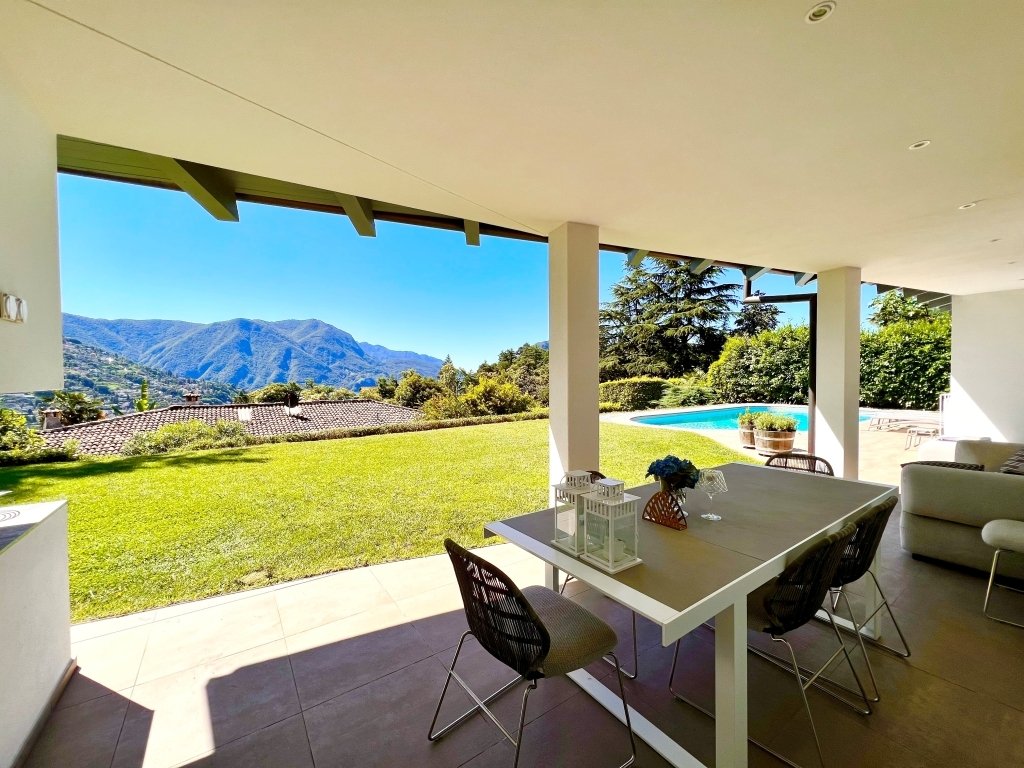 Villa in Savosa, Ticino, Switzerland 2 - 18525869