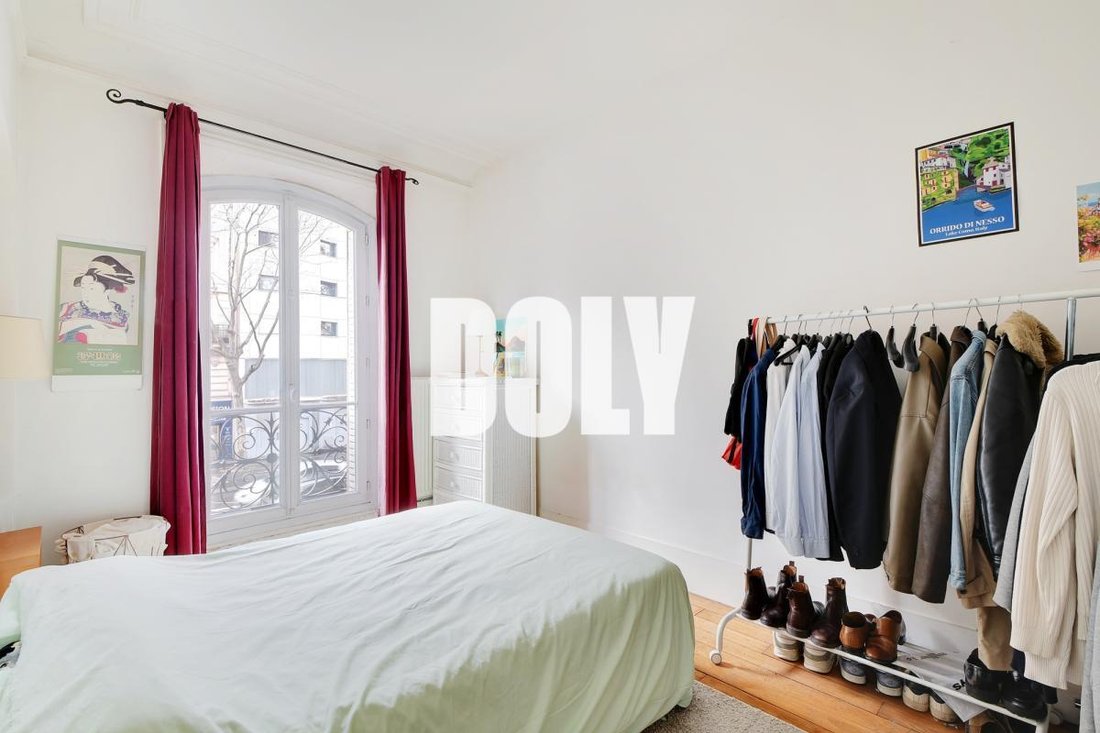 Apartment in Amiraux-Simplon-Poissonniers, Paris 18e Arrondissement, Paris 5 - 18525994