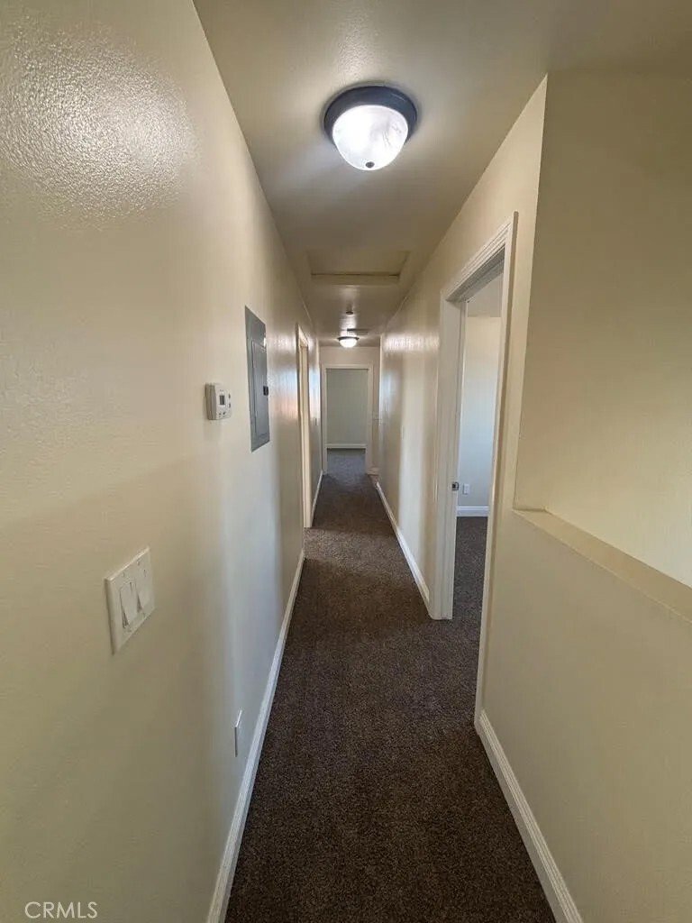 Los Angeles, California, United States 5 - 18469420