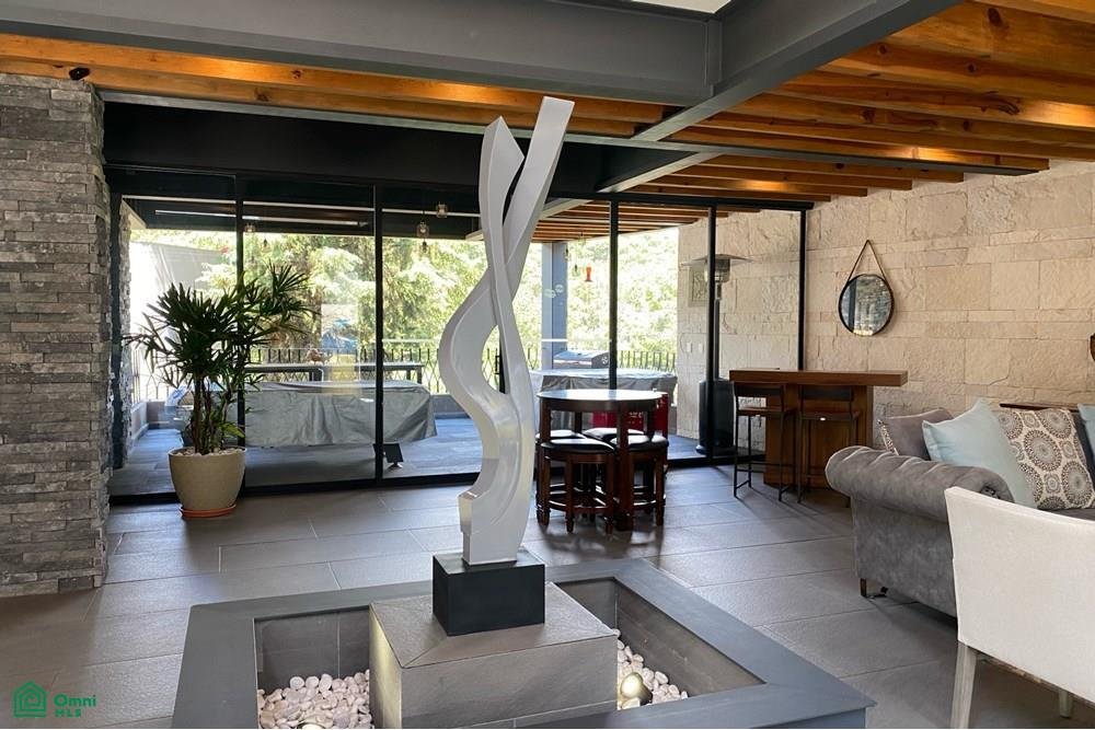 House in Valle de Bravo, State of Mexico, Mexico 1 - 18027358