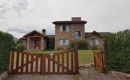 House in Villa Giardino, Cordoba, Argentina 1