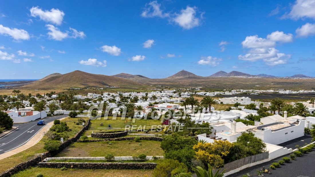 Estate in Teguise, Canary Islands, Spain 1 - 18525676
