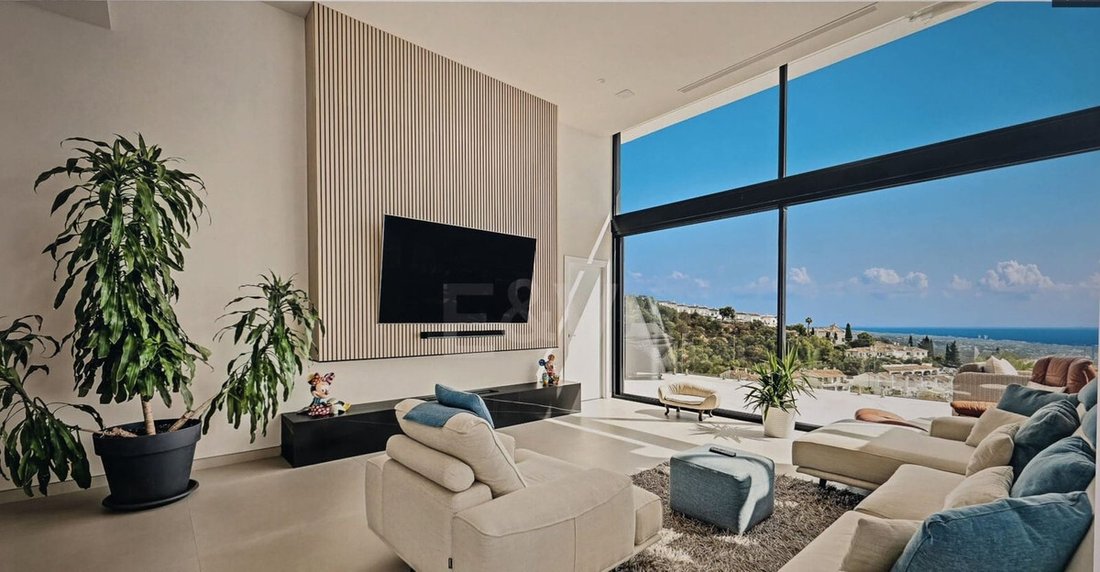 Villa in Marbella, Andalusia, Spain 4 - 18525654