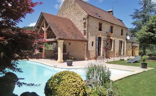 Villa in Tamniès, Nouvelle-Aquitaine, France 1
