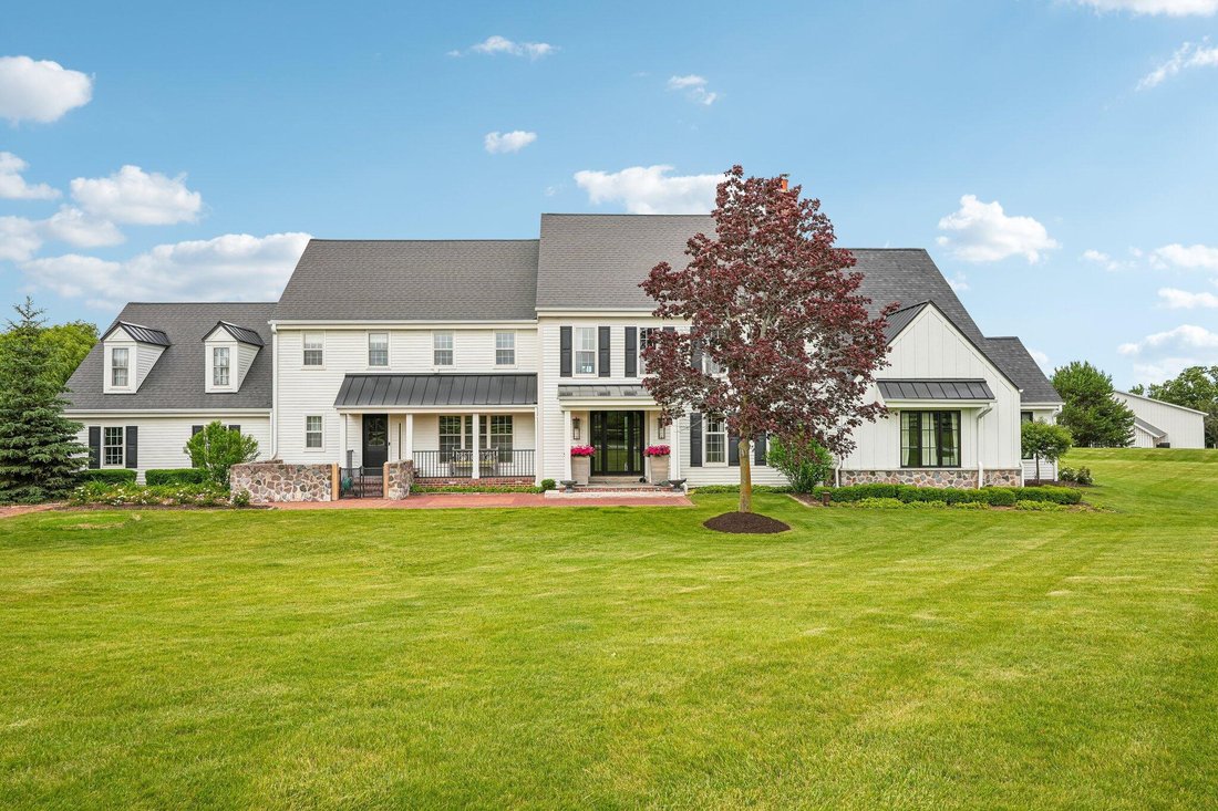 House in Thiensville, Wisconsin, United States 1 - 18525907