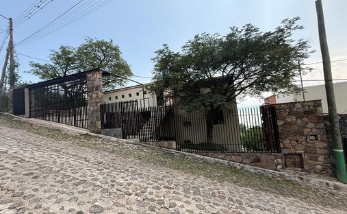 House in San Juan Cosalá, Jalisco, Mexico 1