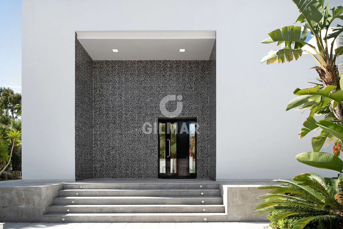 Villa in Chiclana de la Frontera, Andalusia, Spain 3 - 18525947