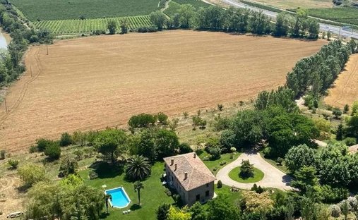 Estate in Logrono, La Rioja, Spain 1