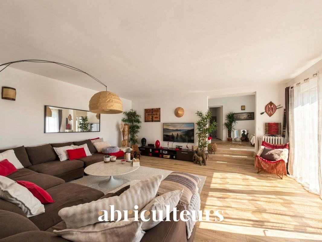 Apartment in Agent Sarre-Centre-Les Vallées-La Garenne, Colombes, France 5 - 18525961