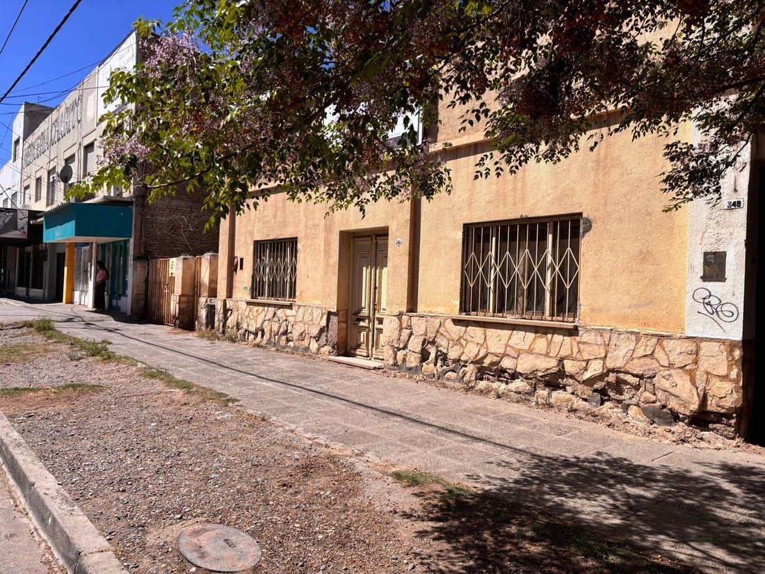 Land in Neuquen, Neuquen, Argentina 1 - 18525498