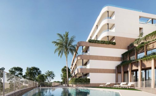 Apartment in Buenas Noches, Estepona, Spain 1