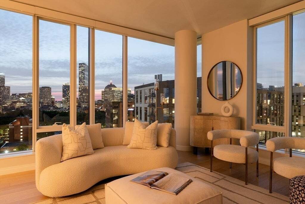 Condo in Boston, Massachusetts, United States 2 - 18522427
