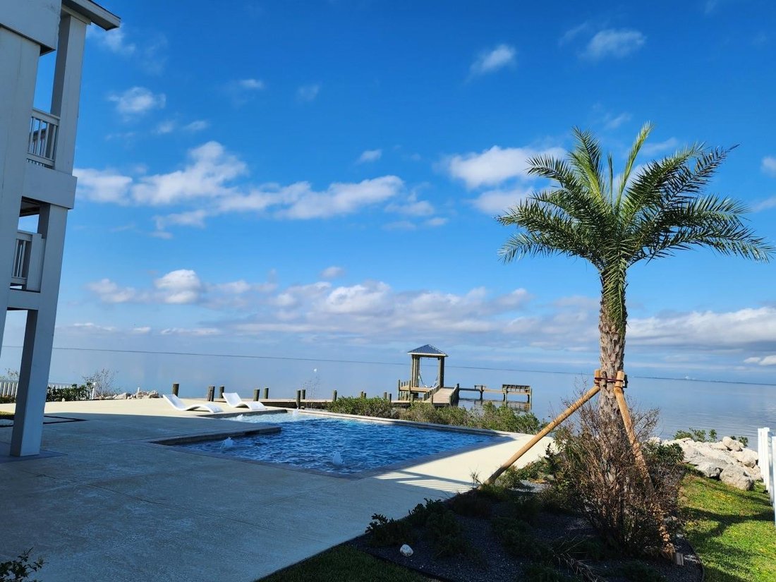 House in Galveston, Texas, United States 4 - 18525625