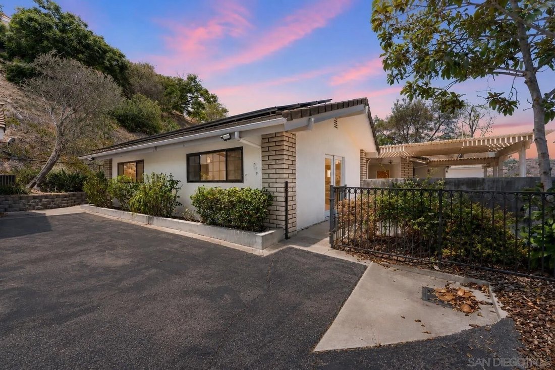 House in Fallbrook, California, United States 3 - 18525490