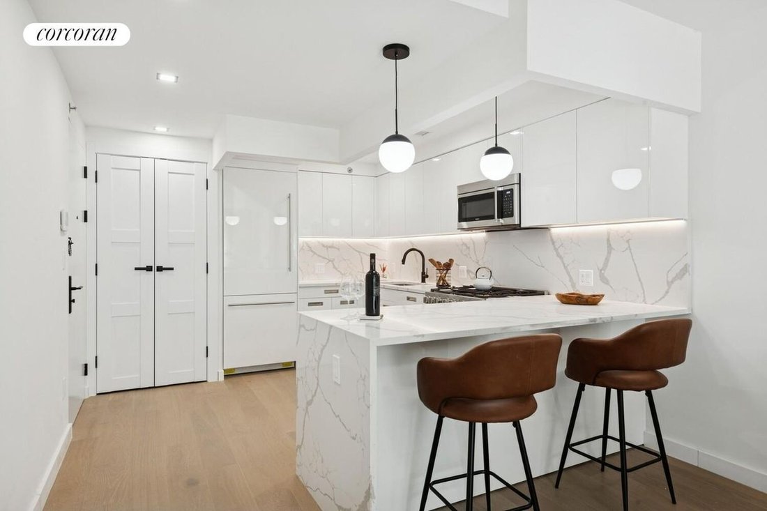 Condo in New York, New York, United States 2 - 16661402