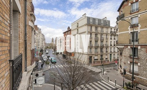 Apartment in Daumesnil, Saint-Mande, France 1