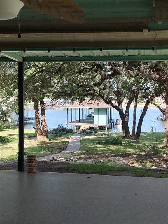 House in Granbury, Texas, United States 5 - 18423777