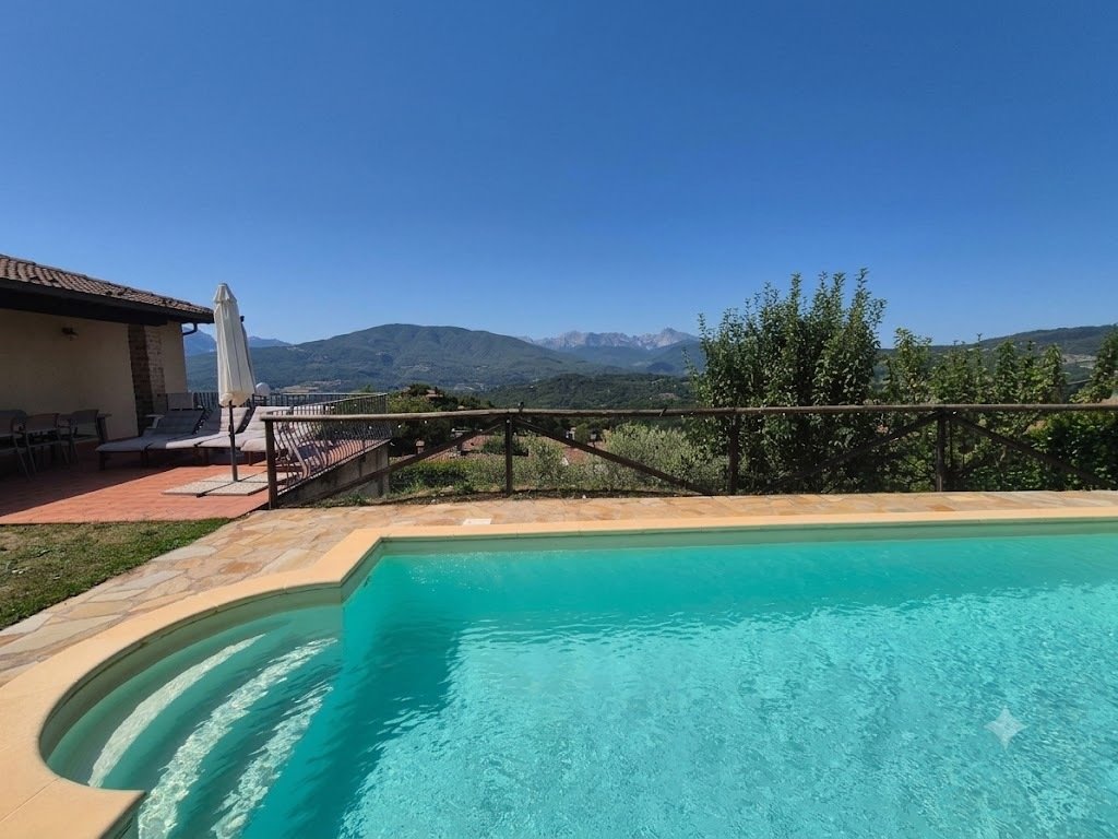 Villa in Castiglione di Garfagnana, Toskana, Italien 5 - 18374425