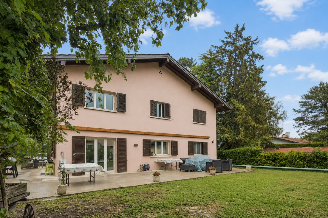 Villa in Versoix, Genève, Switzerland 1 - 18525909