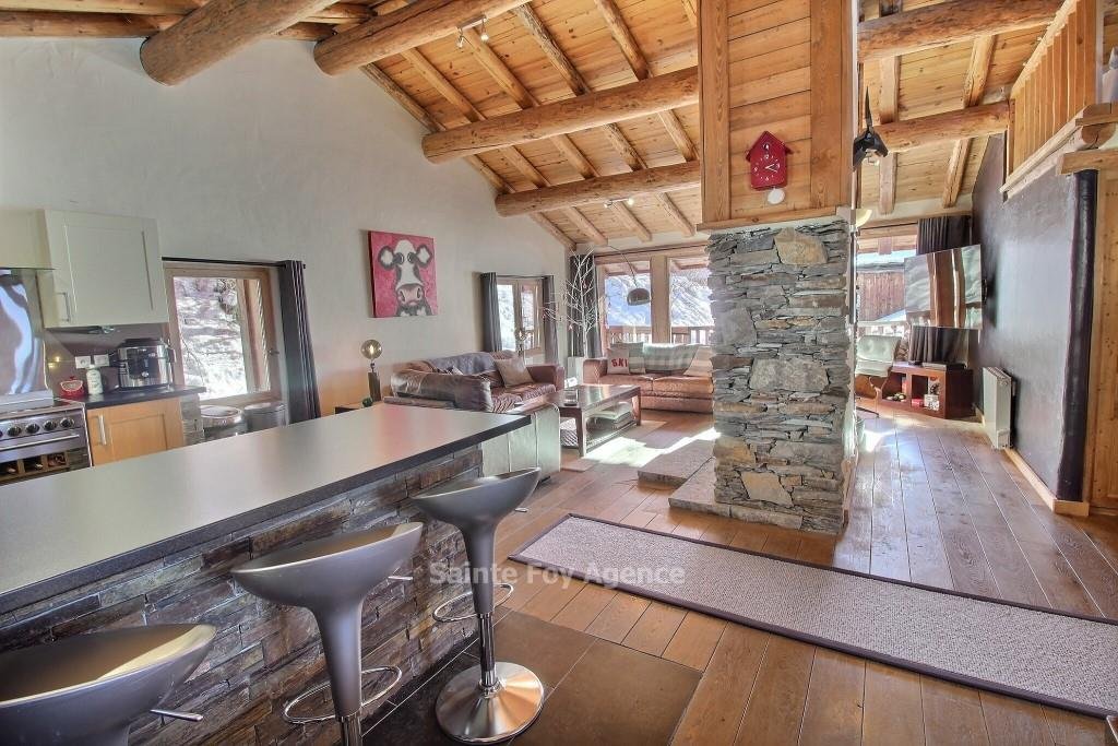 Chalet in Sainte-Foy-Tarentaise, Auvergne-Rhône-Alpes, France 5 - 18525416