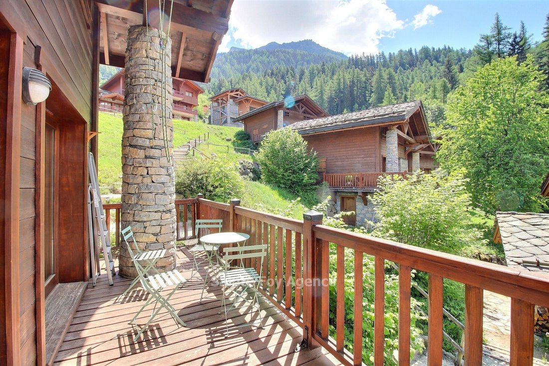 Chalet in Sainte-Foy-Tarentaise, Auvergne-Rhône-Alpes, France 4 - 18525475