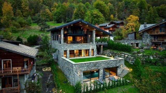 Chalet in Sainte-Foy-Tarentaise, Auvergne-Rhône-Alpes, France 1 - 18525609