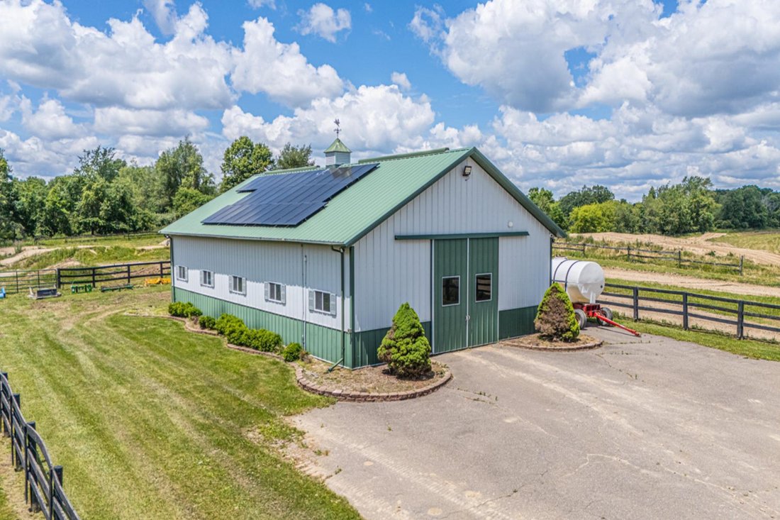 House in Hadley Township, Michigan, United States 3 - 18525806