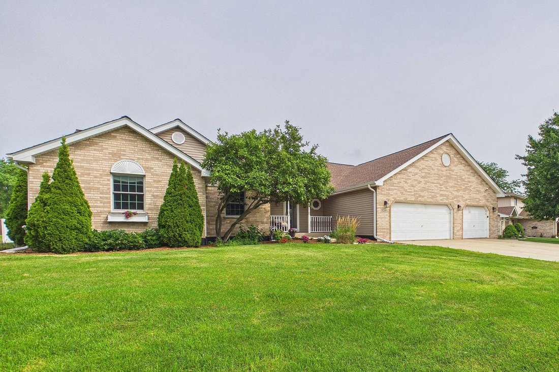 House in Mokena, Illinois, United States 1 - 18483466