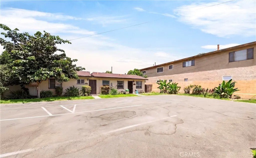 Altro a Paramount, California, Stati Uniti 2 - 18525460