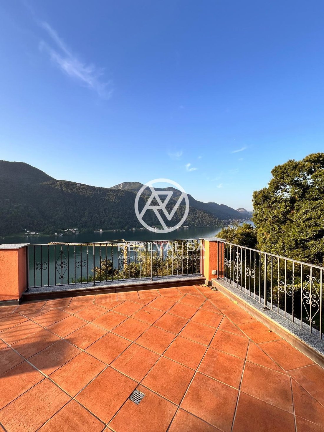 Villa in Vico Morcote, Ticino, Switzerland 4 - 18525877
