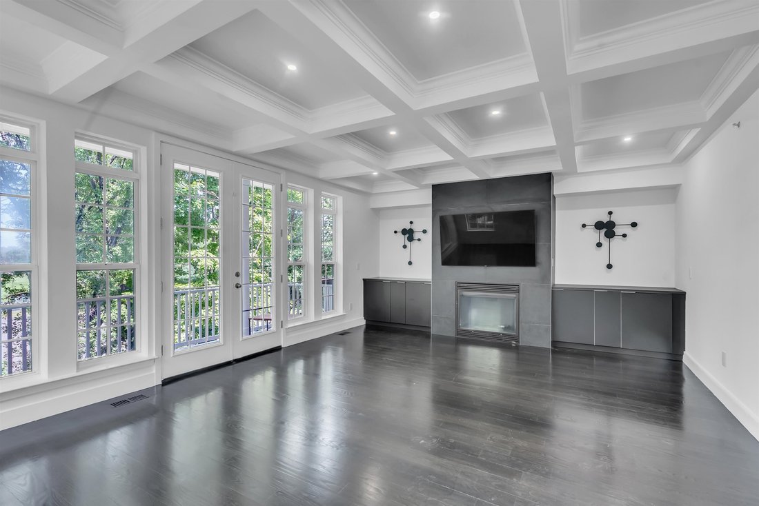 Townhouse in Secaucus, New Jersey, United States 3 - 18525938
