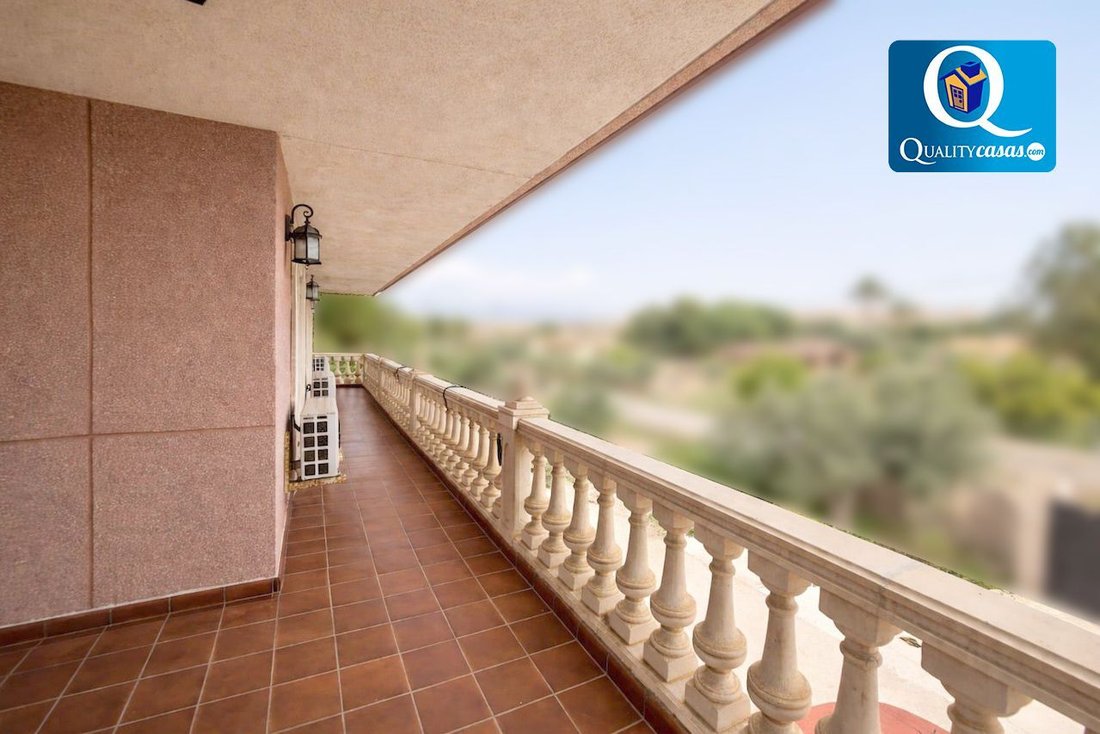 Chalet in Alicante, Valencian Community, Spain 2 - 18525715