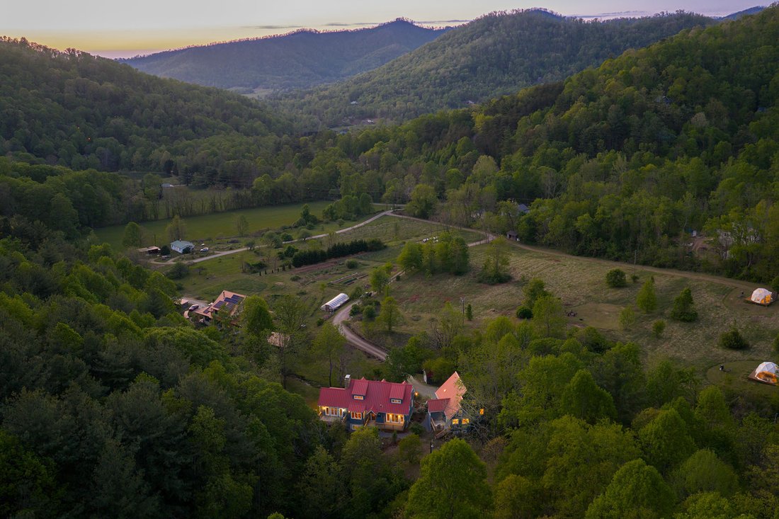 House in Weaverville, North Carolina, United States 3 - 18525415