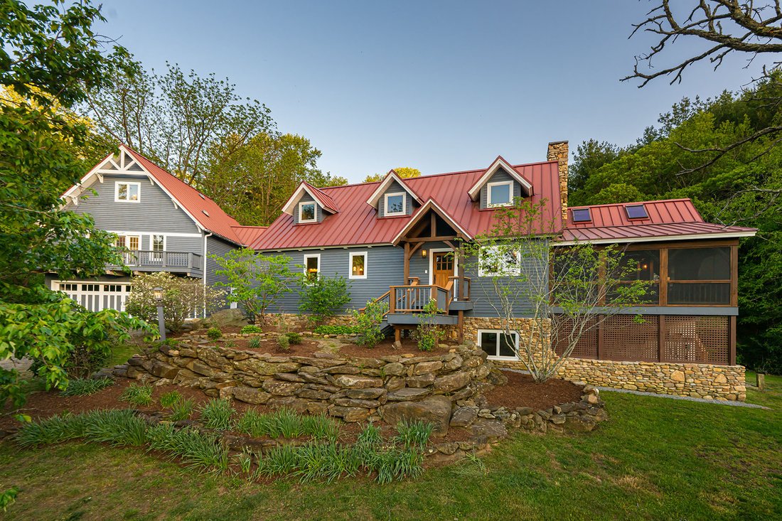 House in Weaverville, North Carolina, United States 1 - 18525415