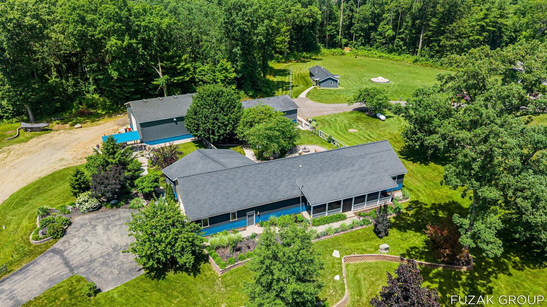House in Allegan, Michigan, United States 5 - 18525900