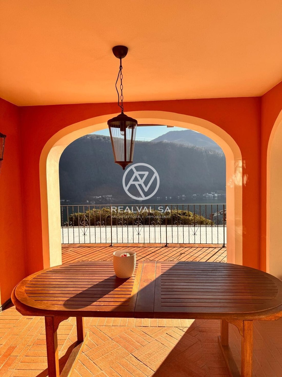 Villa in Vico Morcote, Ticino, Switzerland 1 - 18525877