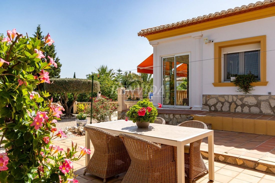 Villa in Beniarbeig, Valencian Community, Spain 2 - 18525665