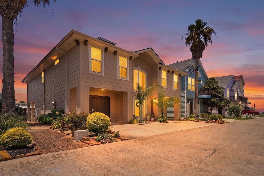 House in Dickinson, Texas, United States 2 - 18525617