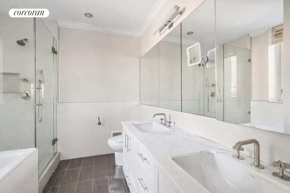 Condo in New York, New York, United States 5 - 18239549