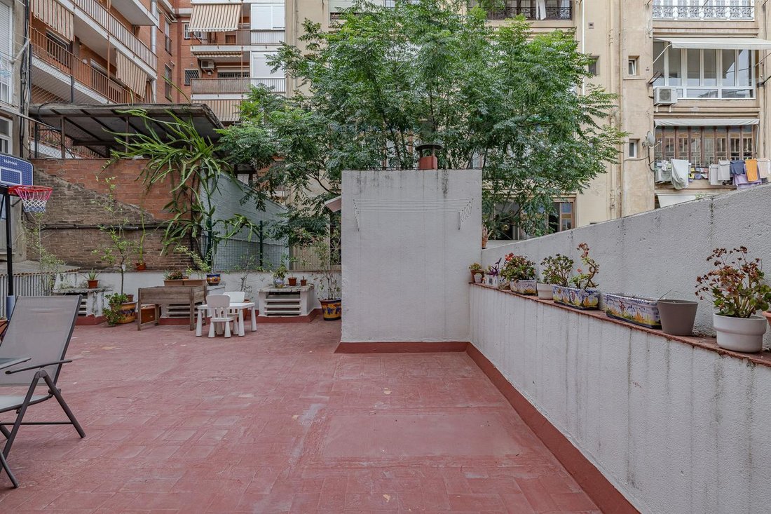 Wohnung in Sarrià-Sant Gervasi, Barcelona, Spanien 5 - 18525849