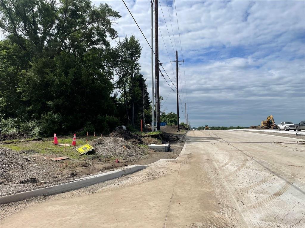 Land in Lee's Summit, Missouri, United States 3 - 18525901