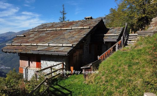 Chalet a Sainte-Foy-Tarentaise, Auvergne-Rodano-Alpi, Francia 1