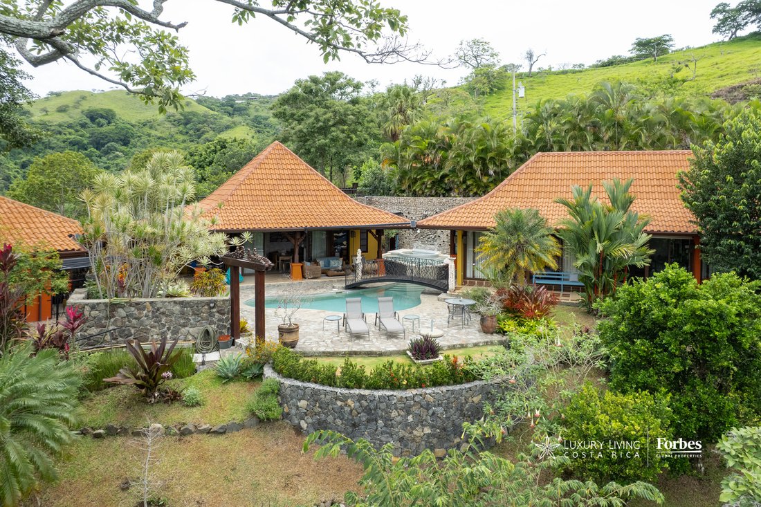 Villa in Jesús, Alajuela Province, Costa Rica 2 - 18527815