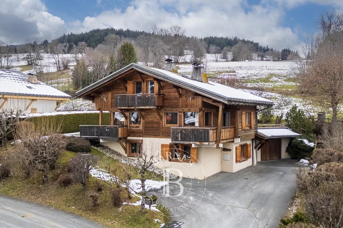 Chalet in Megève, Auvergne-Rhône-Alpes, France 1 - 18526746