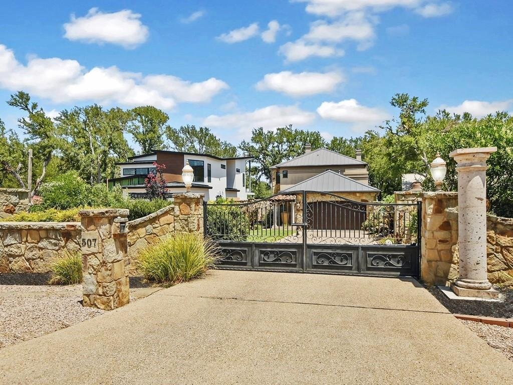 House in Llano, Texas, United States 1 - 18528925
