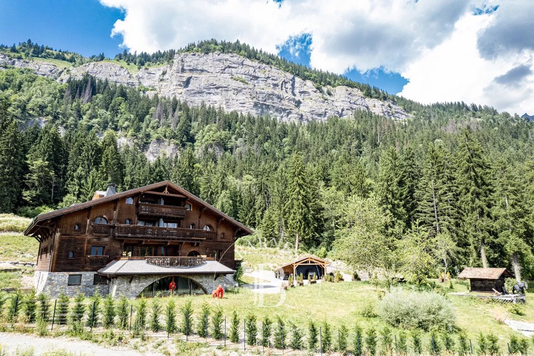 Chalet in Ouest, Saint-Gervais-les-Bains, France 3 - 18526904
