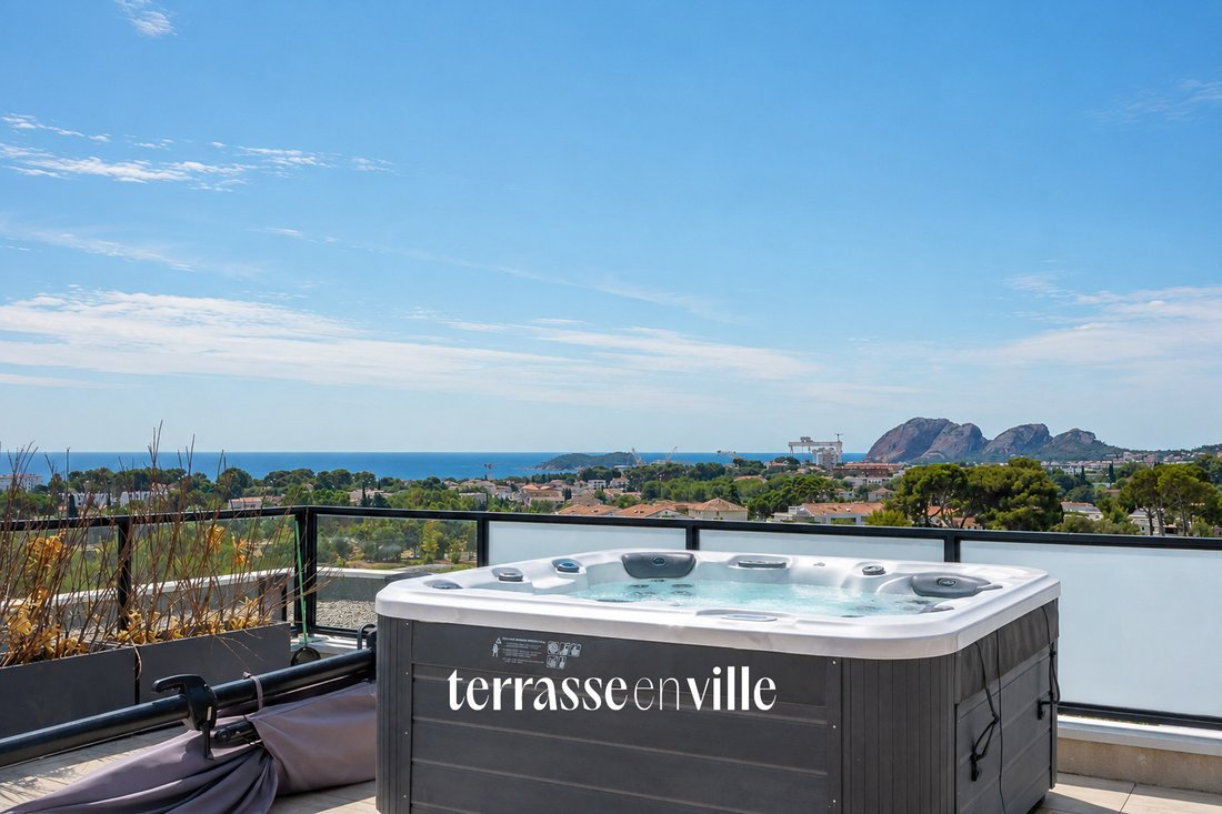 Apartment in La Ciotat, Provence-Alpes-Côte d'Azur, France 1 - 18529292