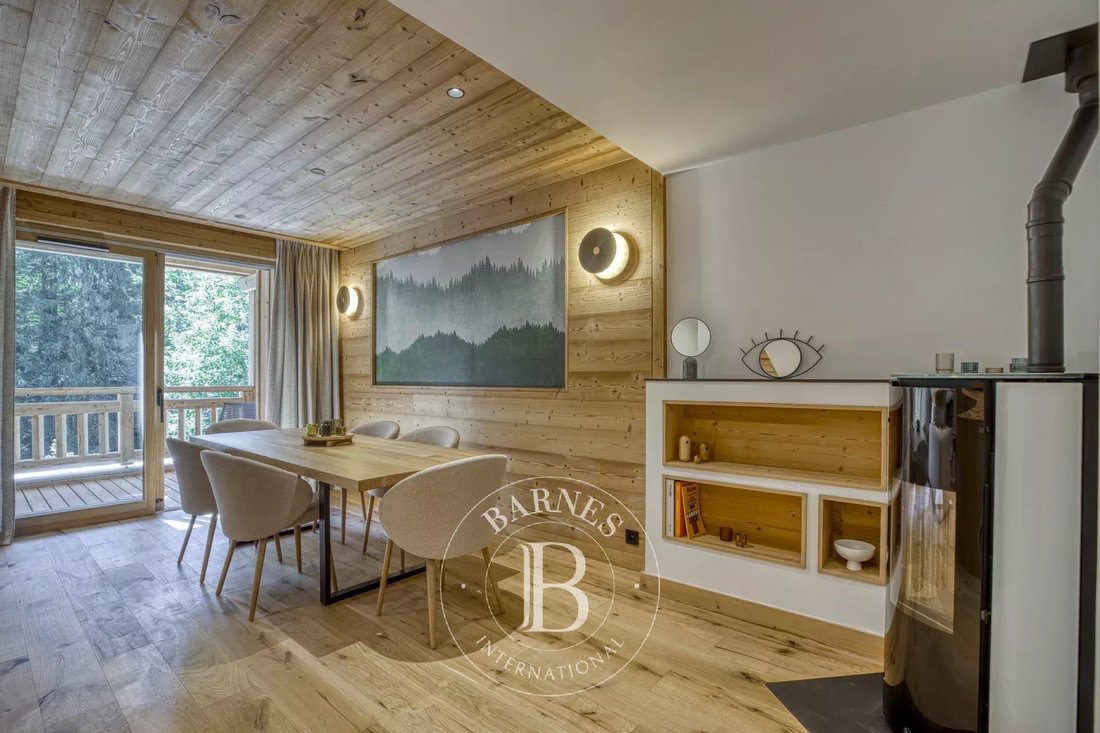 Chalet in Le Grand-Bornand, Auvergne-Rhône-Alpes, France 3 - 18526841